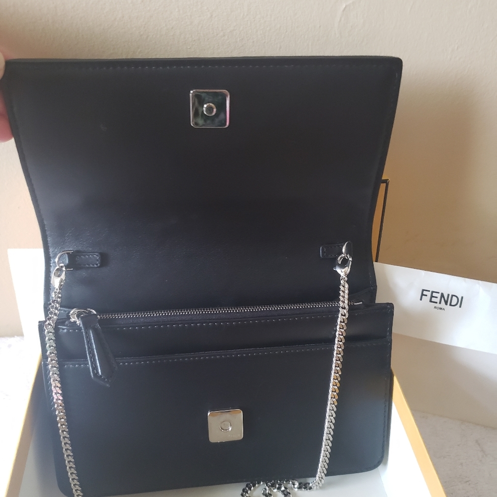 Bags - Picture 3 of 10